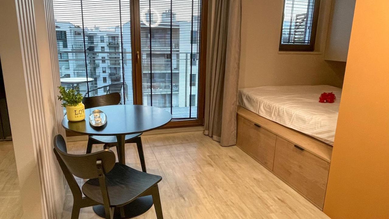 Comfortable 1-Room Apartment Close To The Center วอร์ซอ ภายนอก รูปภาพ